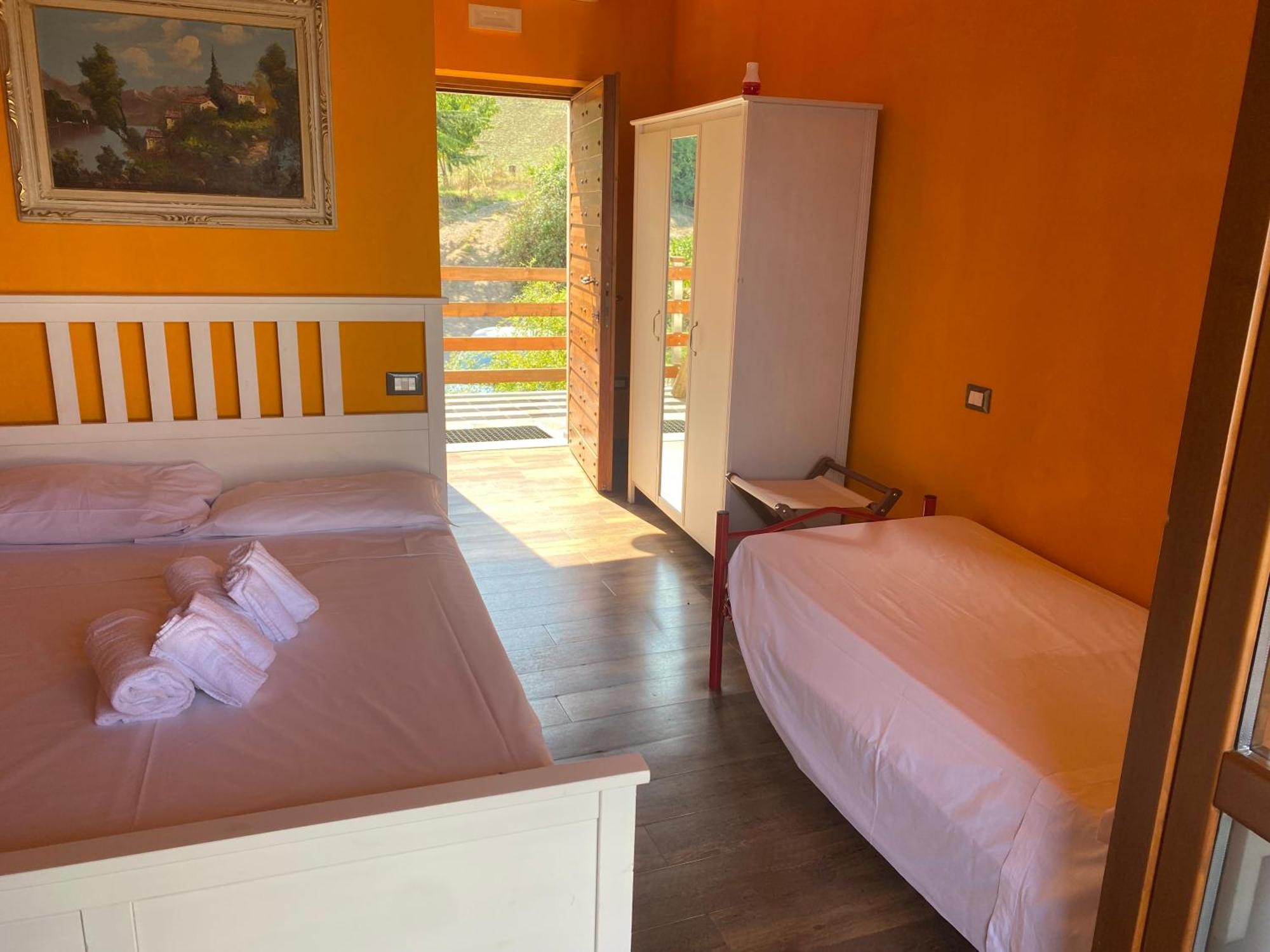 Lo Scoiattolo Country House